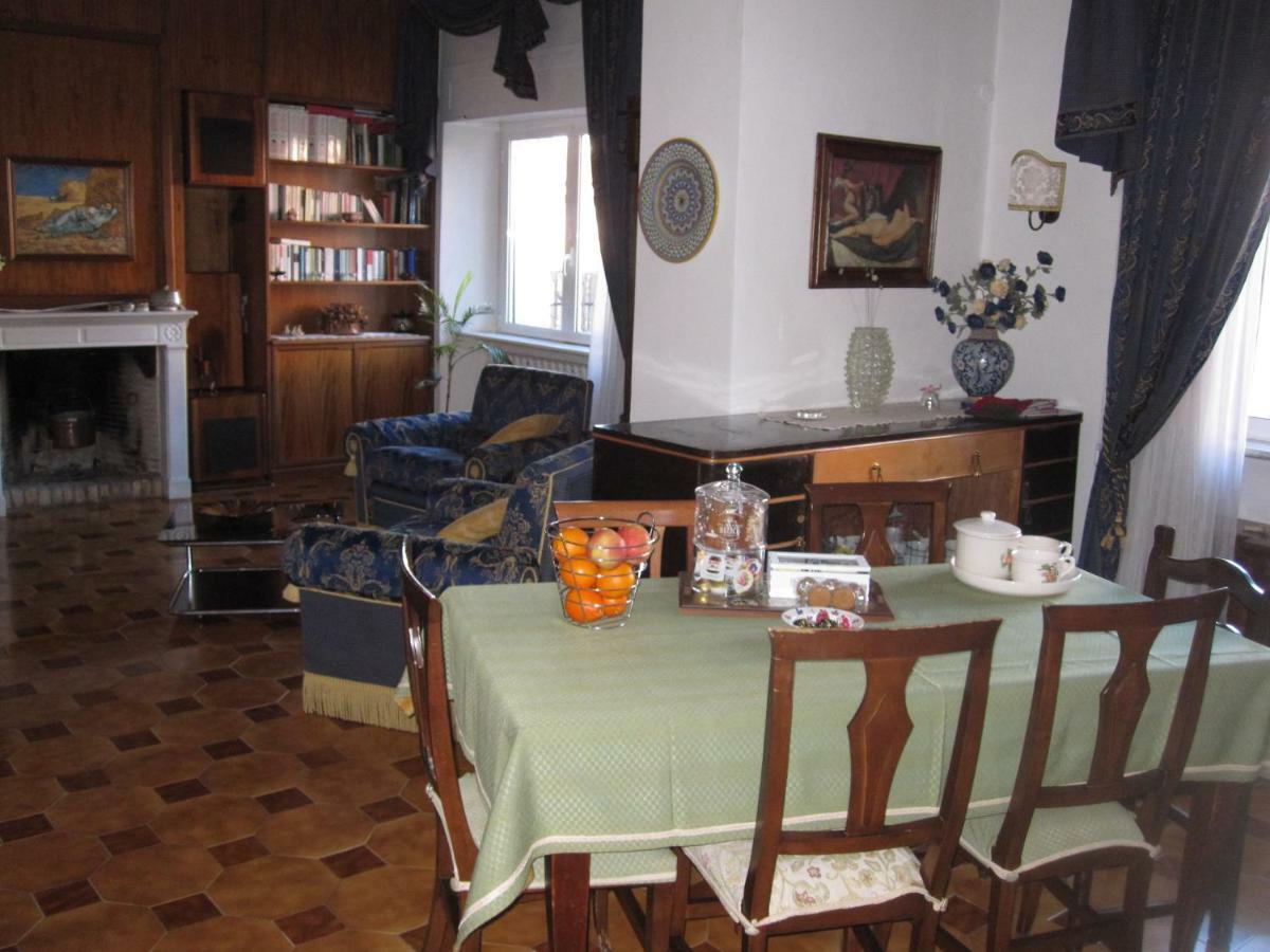 Residence Luisa Avezzano Buitenkant foto