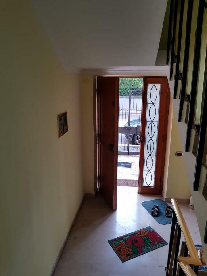Residence Luisa Avezzano Buitenkant foto